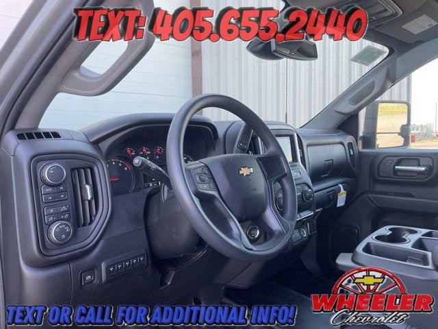 2025 Chevrolet Silverado 3500 HD Chassis Cab Work Truck