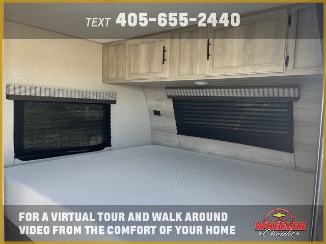 2021 ESCAPE E20 Base