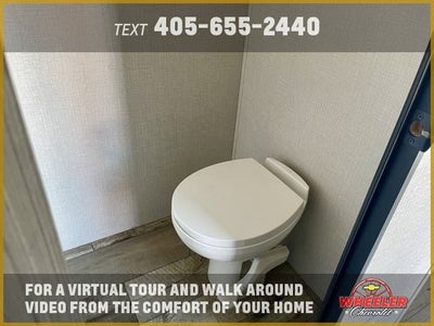 2021 ESCAPE E20 Base