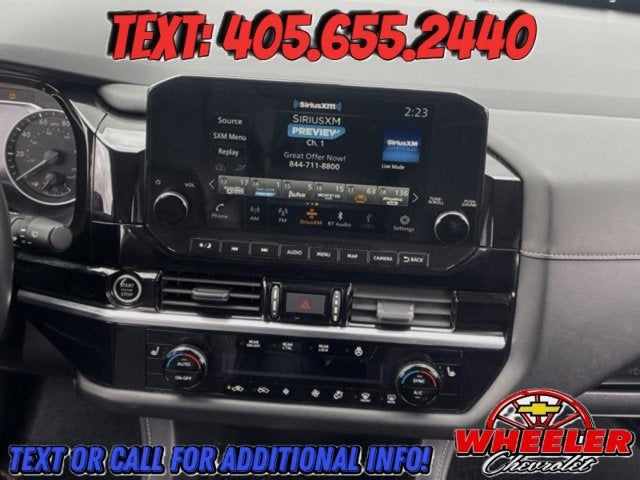 2023 Nissan Pathfinder SL