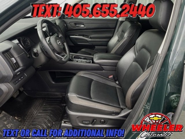 2023 Nissan Pathfinder SL