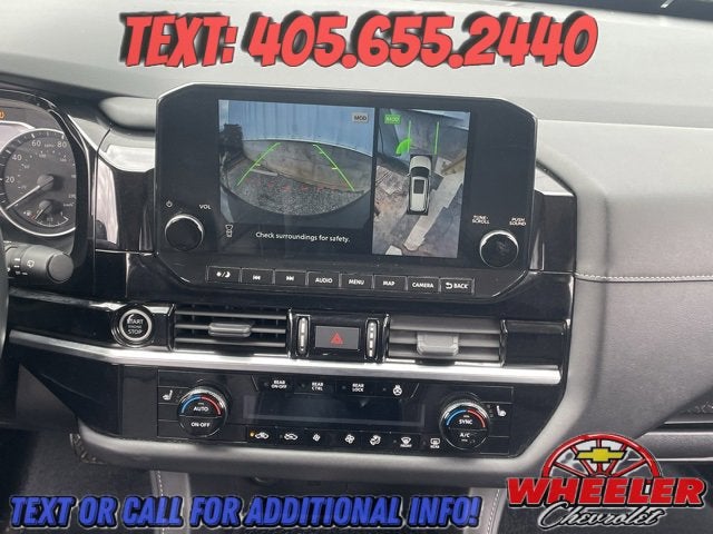 2023 Nissan Pathfinder SL