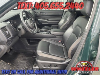 2023 Nissan Pathfinder SL