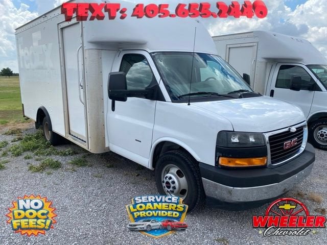 2023 GMC Savana Cutaway 3500 1WT