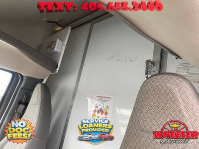 2023 GMC Savana Cutaway 3500 1WT